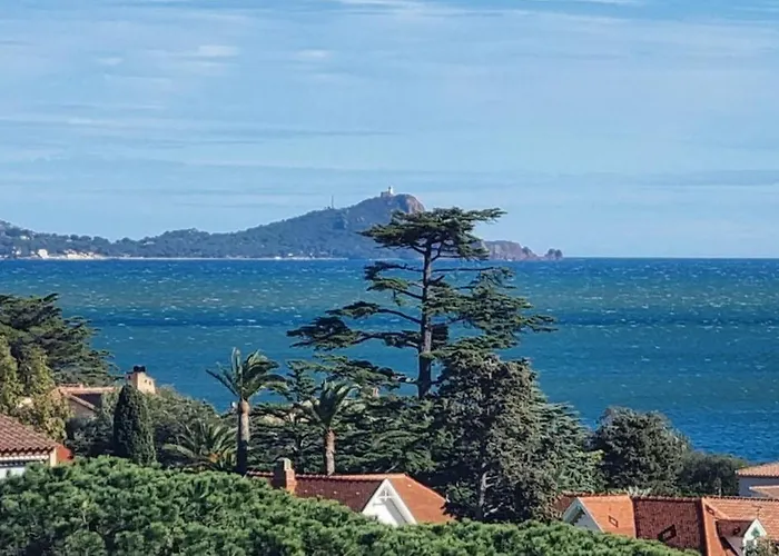 Charmant Appartement A St Aygulf